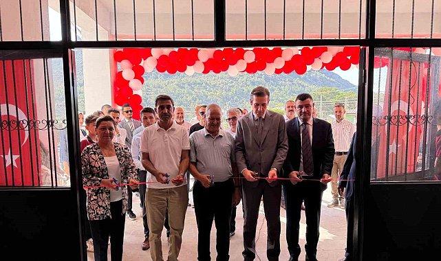 Tekmen Ortaokulunun yeni hizmet binası açıldı