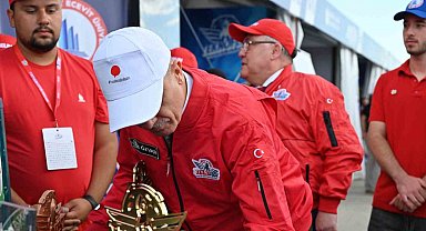 TEKNOFEST'25'te YÖK Başkanı Özvar'dan BEUN standına ziyaret