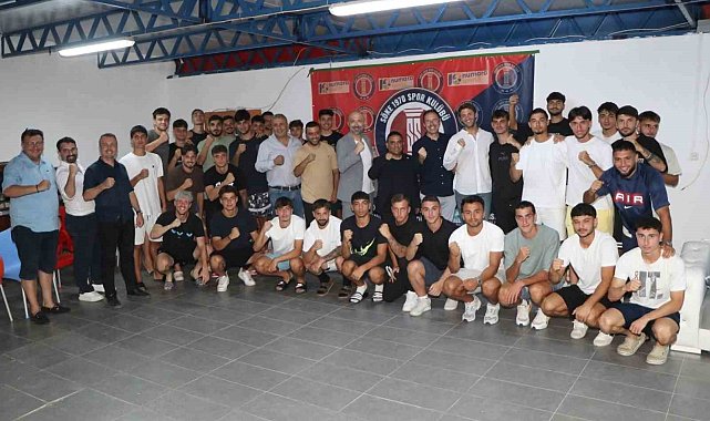TFF 3. Lig: İzmir Çoruhlu Spor: 0 - Söke 1970 SK: 1