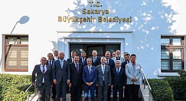 Ticaret Bakanı Bolat Sakarya'da