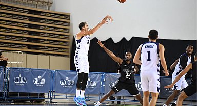 TOFAŞ, Antalya kampındaki ilk maçta Beşiktaş GAİN'e mağlup oldu