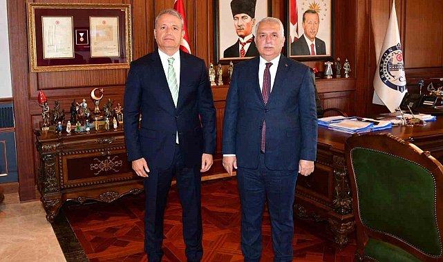 Trabzon'un yeni Emniyet Müdürü Loğoğlu'ndan Vali Yıldırım'a ziyaret