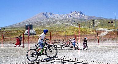 Trafikte bisiklet güvenliğine acil çağrı