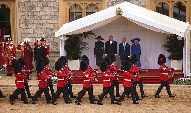 Trump, İngiltere Kralı 3. Charles tarafından resmi törenle karşılandı