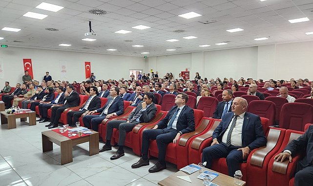 Tunceli'de eğitimde gelişim ve işbirliği için 'E Vizyon 62' çalıştayı başladı