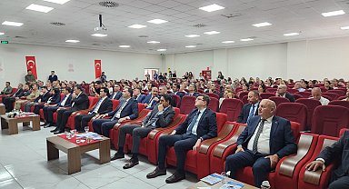 Tunceli'de eğitimde gelişim ve işbirliği için 'E Vizyon 62' çalıştayı başladı