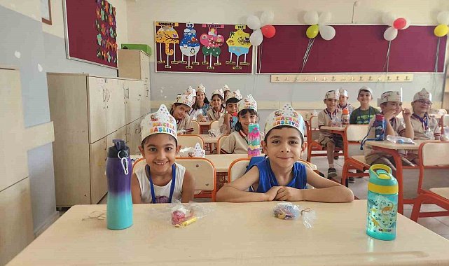 Tunceli'de uyum haftası başladı: Minikler ilk kez sıralarına oturdu