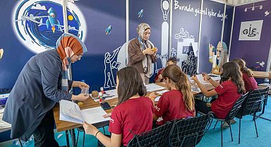 TÜRGEV, TEKNOFEST 2025'te gençlerin hayallerini gökyüzüyle buluşturuyor