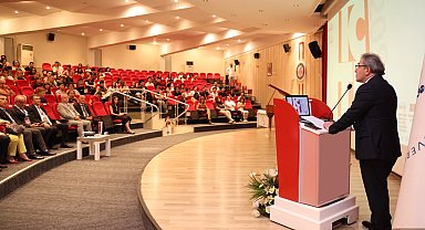 Türk Dilbilim Kurultayı 21 yıl sonra DEÜ'de yapılıyor