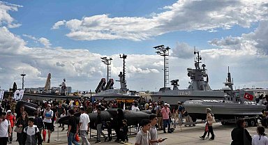 Türkiye'nin insansız deniz araçları Teknofest'te