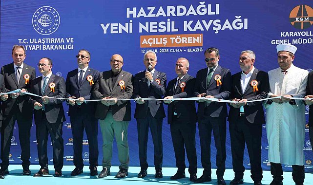 Ulaştırma ve Altyapı Bakanı Uraloğlu: "Elazığ'a 54 milyar 252 milyonluk yatırımlar gerçekleştirdik"