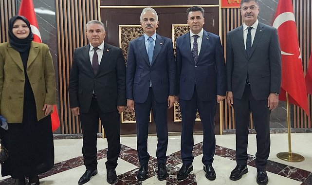 Ulaştırma ve Altyapı Bakanı Uraloğlu Tunceli'de