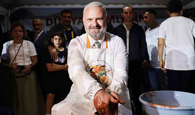 Uluslararası Menemen Çömlek Festivali'ne görkemli açılış