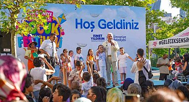 Ümraniye'de yaz boyu düzenlenen Çocuk Festivali 44 bin 500 kişiyi bir araya getirdi
