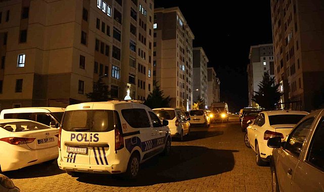 Üniversiteli genç evinde ölü bulundu