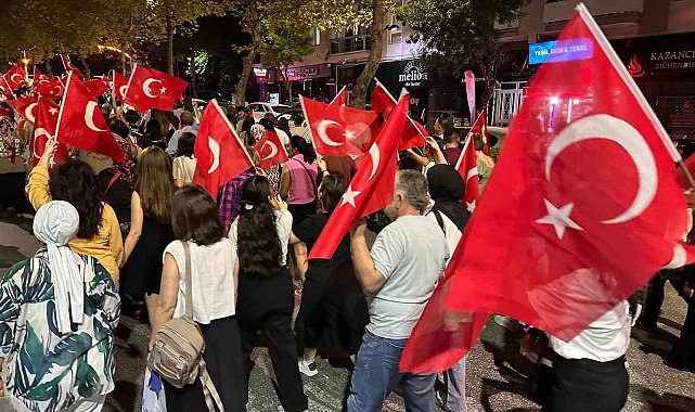 Uşak'ta 103. kurtuluş yıldönümü coşkuyla kutladı