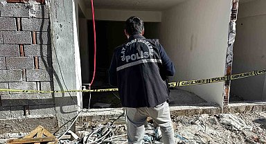 Uşak'ta inşaat halindeki apartmandan düşen kişi öldü