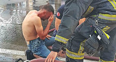 Üzerine döktüğü benzin gözlerinden ediyordu