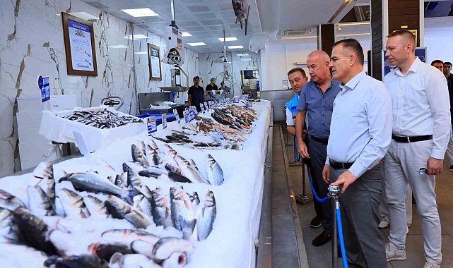 Vali Akbıyık, ihracat rekortmeni su ürünleri sektörü temsilcilerini ziyaret etti