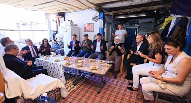 Vali Akbıyık ve Başkanlar, Şehit Ailesini ziyaret etti