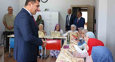 Vali Aslan kız Kur'an kursu öğrencileriyle bir araya geldi