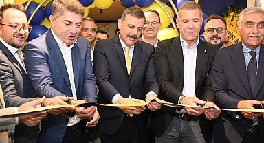 Vali Çiftçi, Erzurum Fenerbahçeliler Derneğinin açılış törenine katıldı