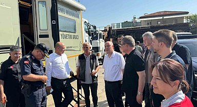 Vali Coşkun; "Yangın kontrol altına alındı, soğutma çalışmaları devam ediyor"
