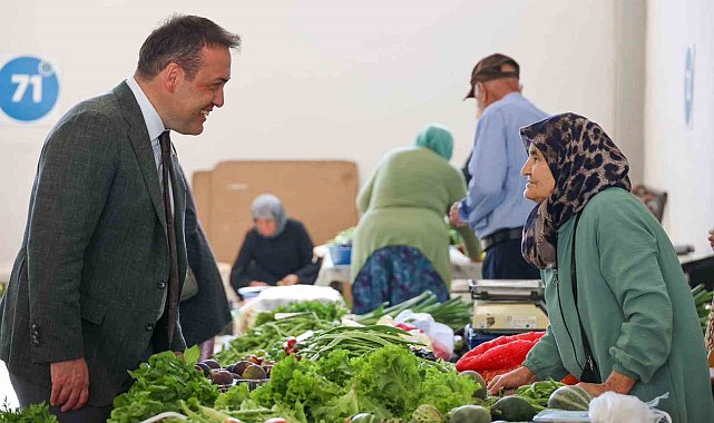 Vali Sözer, pazarcı esnafıyla bir araya geldi
