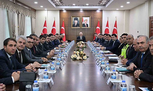 Vali Zorluoğlu: ''Eğitim, en öncelikli meselemiz''