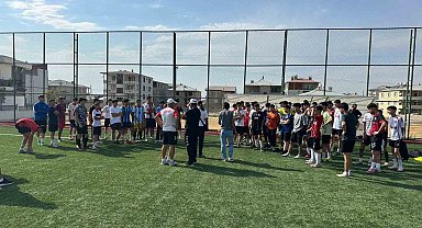 Van Büyükşehir Belediyespor futbolcu seçmelerine yoğun ilgi