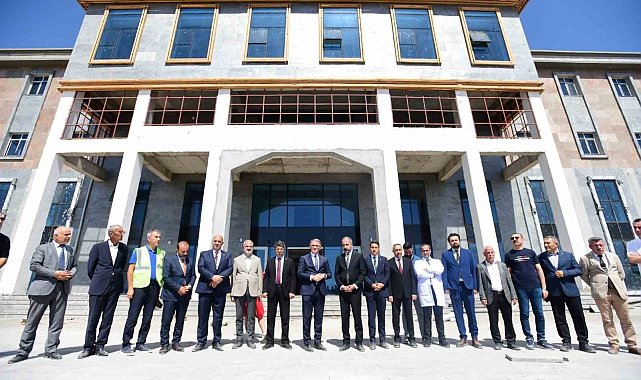Van YYÜ'de sağlık ve eğitim yatırımlarında büyük hamle