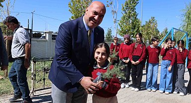 Van'da öğrenciler geleceğe nefes oluyor