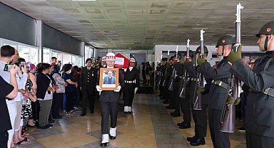 Vefat eden Kıbrıs Gazisi son yolculuğuna uğurlandı