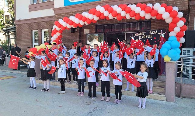 Vezirköprü'de İlköğretim Haftası kutlaması