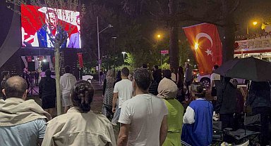 Yağmura rağmen büyük heyecan