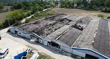 Yanan fabrikadan geriye bu görüntü kaldı