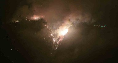 Yangının 5. gününde gece çalışmaları böyle görüntülendi