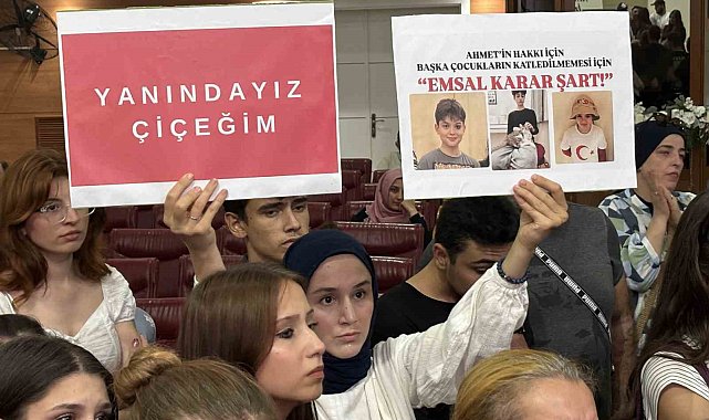 Yasemin Minguzzi, çocuklarını kaybeden ailelerle bir araya geldi