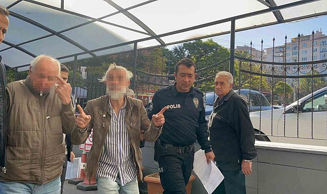Yaşlı adamı darp eden şahıs adliye girişinde gazetecilere kendini savundu