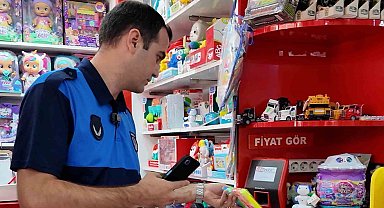 Yeşilyurt'ta zabıta ekiplerinden kırtasiye denetimi