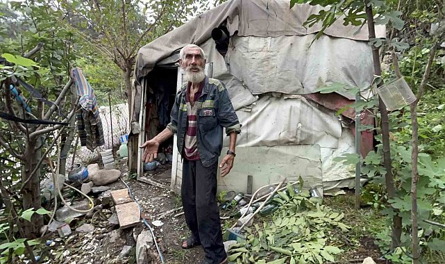Yıllardır yalnız başına yaşamını çadırda sürdüren yaşlı adam yeni yuvası olan konteynerine kavuştu