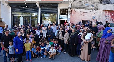 Yılmaz, Çıksorut'ta kadınlarla buluştu