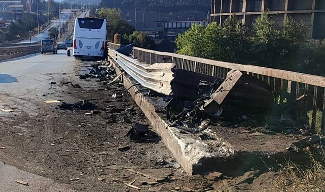 Yolcu otobüsü köprü bariyerlerine çarptı: 1 yaralı