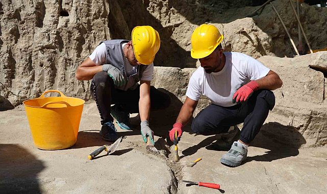 Yolun altından bin 500 yıllık tarih çıktı