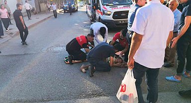 Yolun karşısına geçerken otomobilin çarptığı çocuk hastaneye kaldırıldı