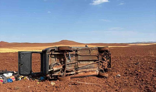 Yozgat'ta hafif ticari araç devrildi, 1 kişi ağır yaralandı