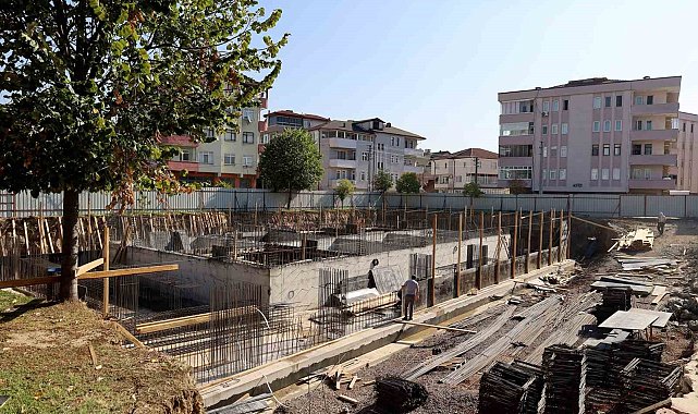Yüzme Havuzu ve Gençlik Merkezi projesi yükseliyor