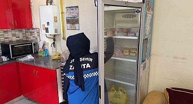 Zabıta, kantinlerdeki yasaklı ürünleri tezgahlardan kaldırdı