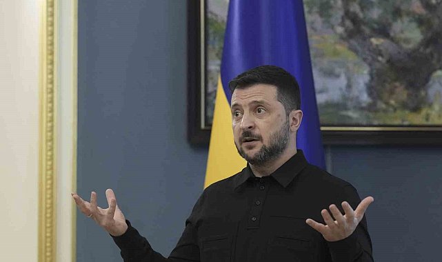 Zelenskiy: "Esad gibi pisliklerin harabeye çevirdiği ülkelerin yeniden inşasına yardımcı olan herkese minnettarız"
