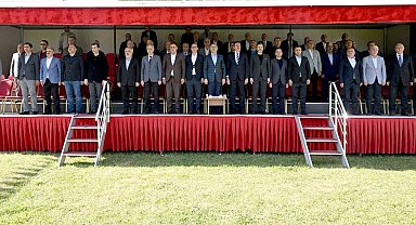 20. Uluslararası Turgut Özal Karakucak Güreşleri görkemli başladı